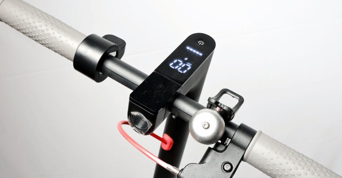 Foldable electric scooter